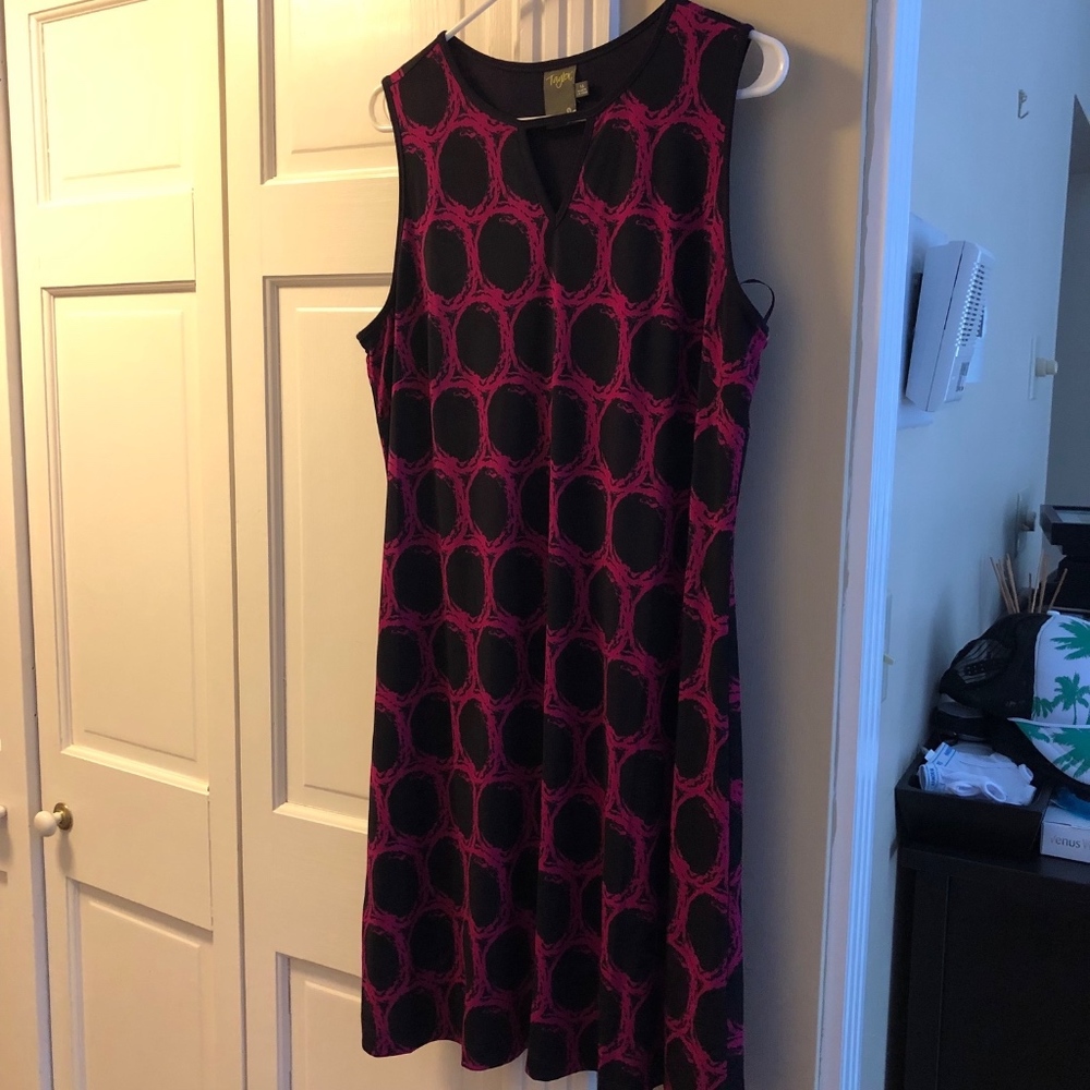 Taylor Print Jersey Keyhole Shift Dress